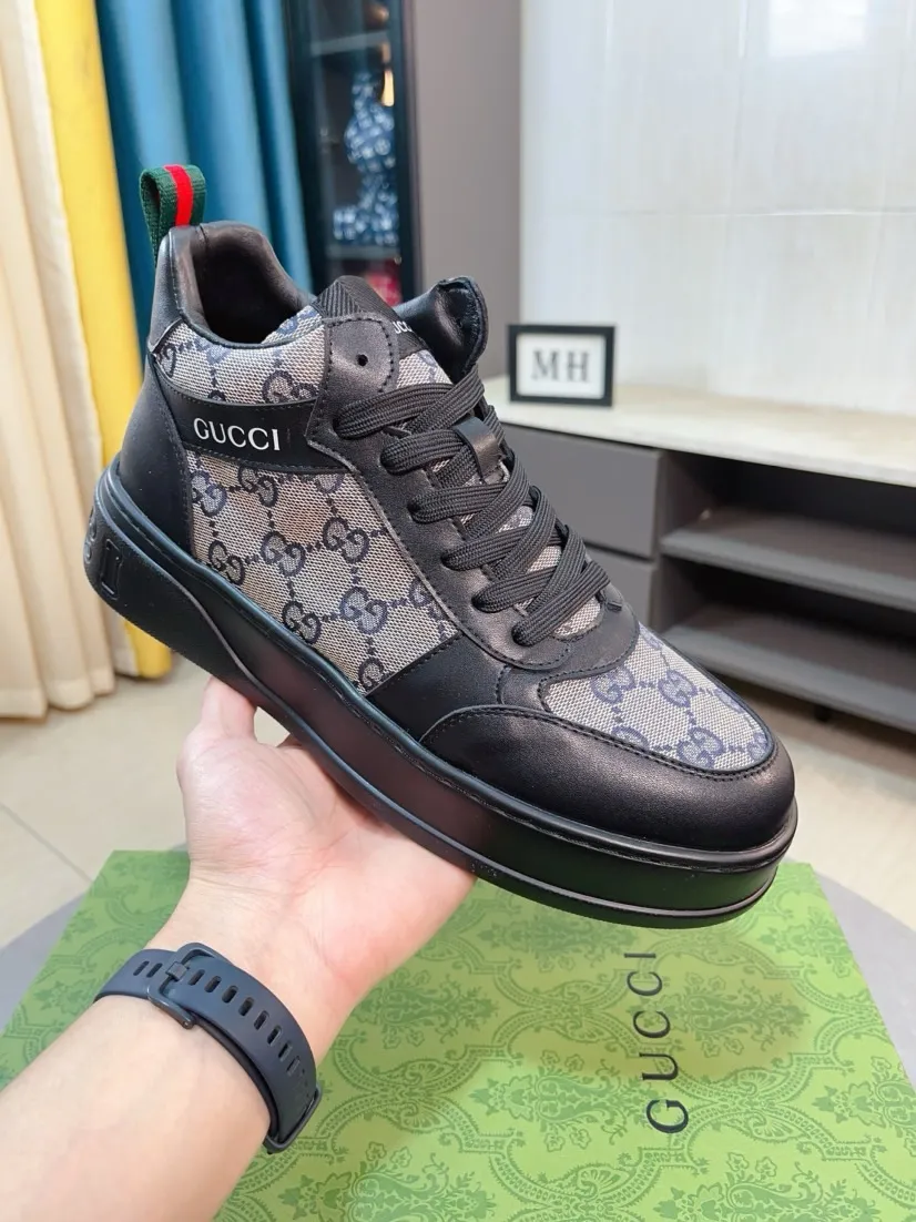 Factory price 438🌹🌹GUCCI [Gucci] New high-top men's shoes, a high-end brand, the latest fashionable casual men's shoes, trendy and versatile, relaxed and sporty style, uppers imported from Italy, first-layer cowhide, genuine leather lining, and ultra-fine workmanship. Original personalized fashionable rubber wear-resistant outsole, light and comfortable on the foot, size 38-44